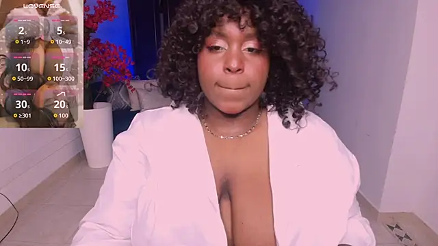 Snapshot of Rebeka_spencer chatting on 05/18/26, 10:53 Rebeka spencer online show from 05/18/26, 10:53