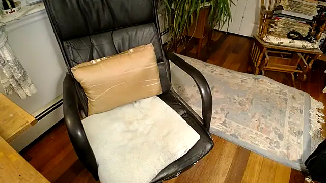 Happyjaxx online show from 11/18/25, 11:15