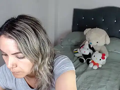 Chantal hott online show from 03/26/26, 09:24