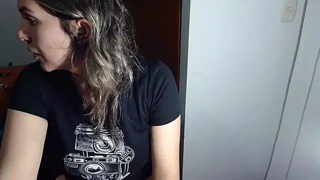 Chantal hott online show from 11/08/25, 10:57