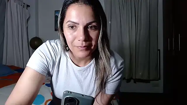 Chantal hott online show from 10/27/25, 12:55