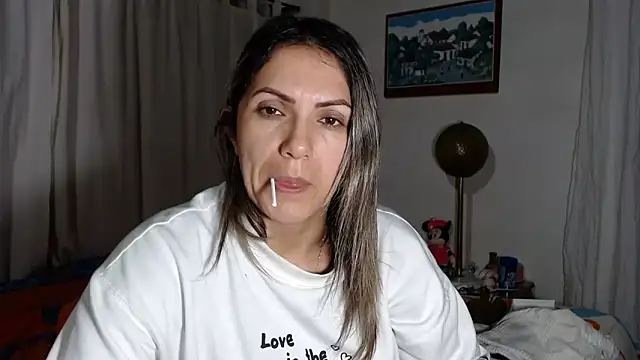 Chantal hott online show from 11/19/25, 01:27