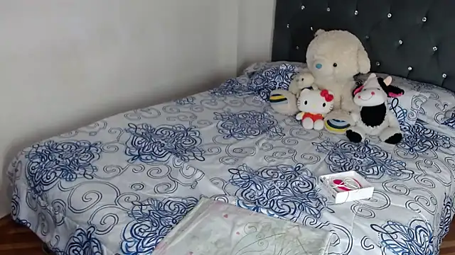 Chantal hott online show from 03/31/26, 08:33