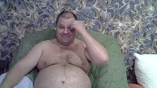 Nilola6 online show from 11/17/25, 01:04