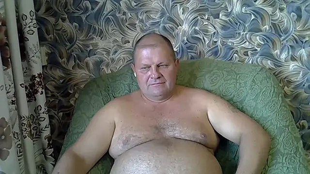 Snapshot of Nilola6 chatting on 07/13/26, 01:21 Nilola6 online show from 07/13/26, 01:21
