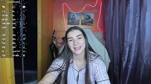 Snapshot of Fiery_Brunette_ chatting on 02/28/25, 02:31 Fiery Brunette  online show from 02/28/25, 02:31