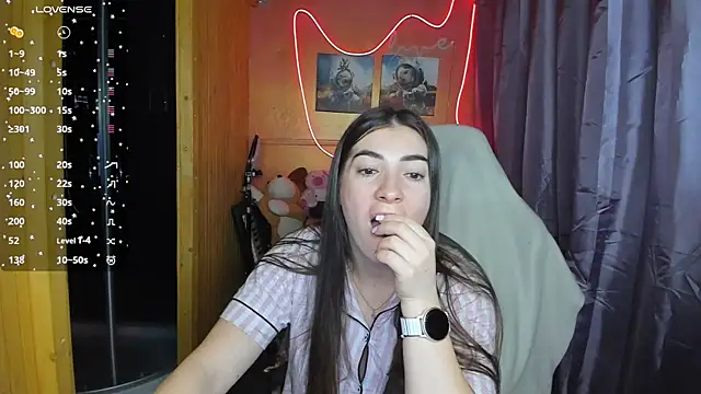 Snapshot of Fiery_Brunette_ chatting on 02/27/25, 05:07 Fiery Brunette  online show from 02/27/25, 05:07