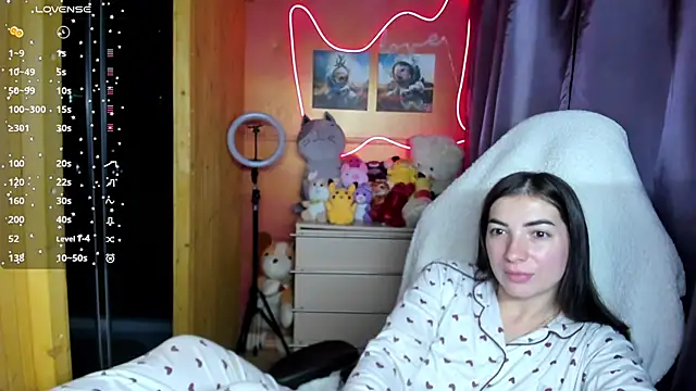 Snapshot of Fiery_Brunette_ chatting on 09/25/25, 03:34 Fiery Brunette  online show from 09/25/25, 03:34