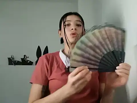 Mia foster1 online show from 02/19/25, 09:25