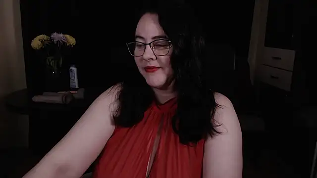 poshmistress online show from 10/26/25, 04:13