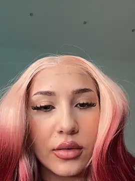 Coco-Love online show from 12/16/25, 07:18