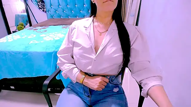 BitterMomXxx online show from 02/10/26, 03:00