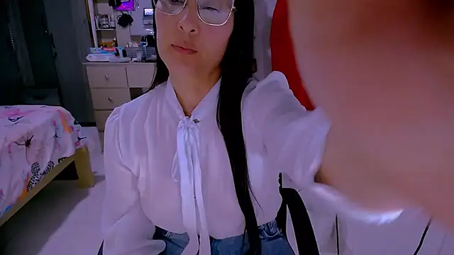 BitterMomXxx online show from 07/24/26, 02:35