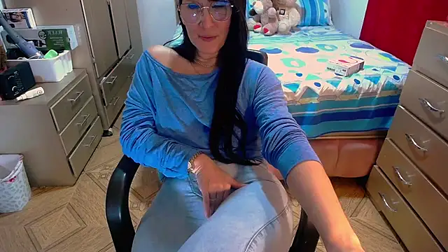 BitterMomXxx online show from 02/26/25, 02:52