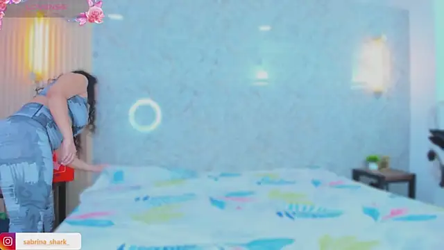 sabrina shark  online show from 11/28/25, 03:07