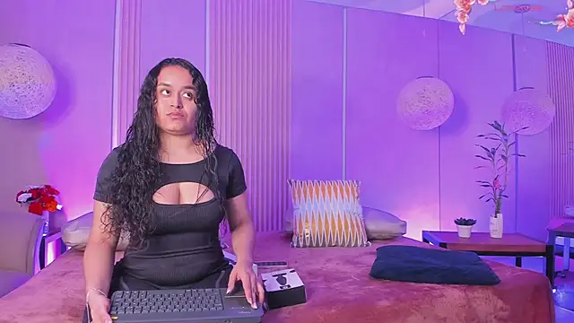 sabrina shark  online show from 03/06/26, 02:50