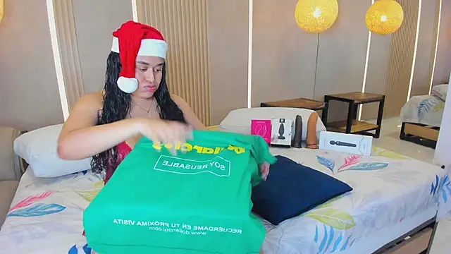 sabrina shark  online show from 12/15/25, 01:44