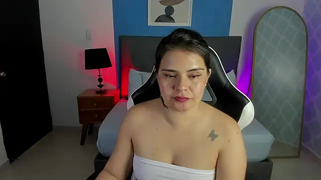 ayla13  online show from 10/30/25, 07:33