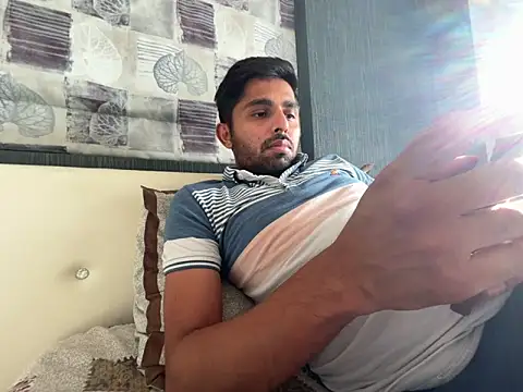 rhuh3991 online show from 04/09/26, 11:49