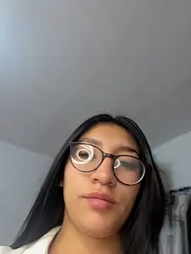 Snapshot of Sexyedith09 chatting on 04/13/26, 06:12 Sexyedith09 online show from 04/13/26, 06:12