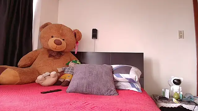 Samanntthaa   online show from 04/10/26, 01:07