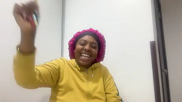 ChocolateCakeQueen online show from 01/08/26, 05:24