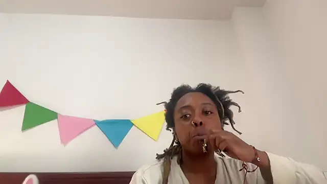 ChocolateCakeQueen online show from 11/09/25, 08:02