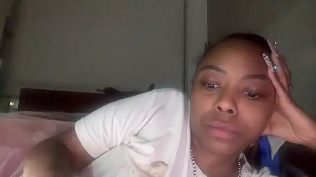 ChocolateCakeQueen online show from 02/07/26, 01:46