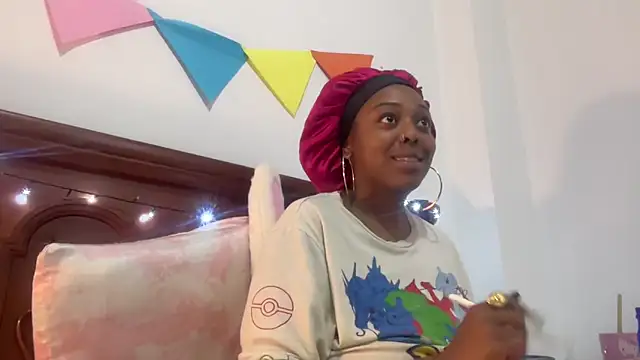 ChocolateCakeQueen online show from 11/11/25, 12:27