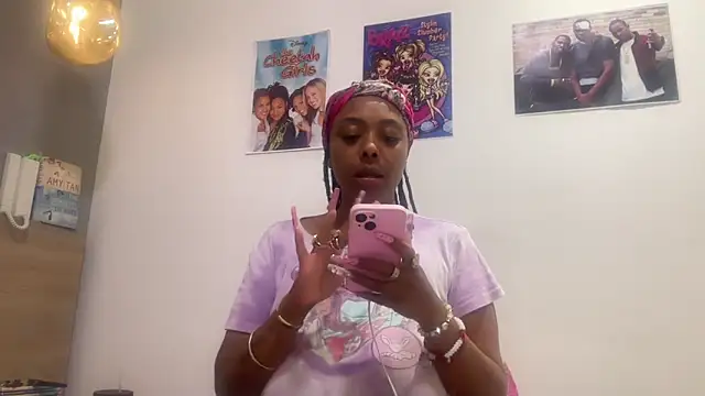 ChocolateCakeQueen online show from 06/11/26, 12:01