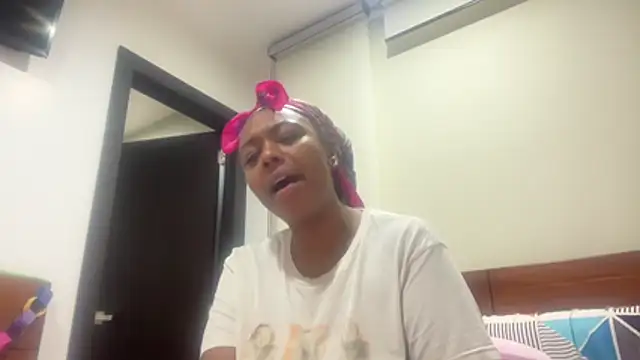 ChocolateCakeQueen online show from 02/08/26, 02:53