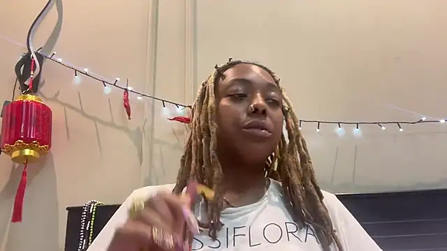 Snapshot of ChocolateCakeQueen chatting on 03/16/25, 04:20 ChocolateCakeQueen online show from 03/16/25, 04:20