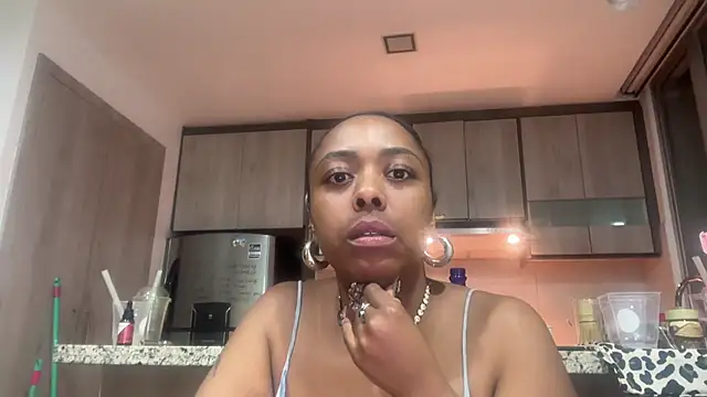 ChocolateCakeQueen online show from 02/01/26, 01:15