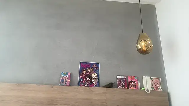 ChocolateCakeQueen online show from 05/09/26, 05:16