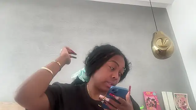 ChocolateCakeQueen online show from 04/21/26, 05:52