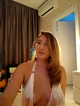 Snapshot of IreneHope chatting on 03/12/25, 03:40 IreneHope online show from 03/12/25, 03:40