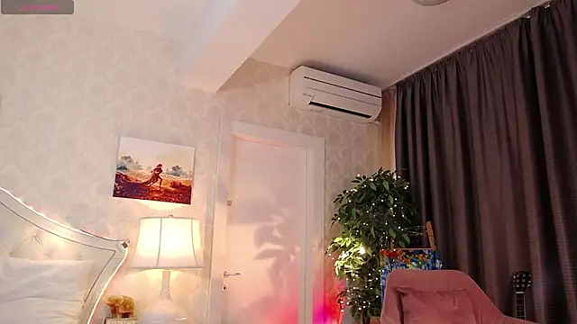 IreneHope online show from 03/25/26, 09:41