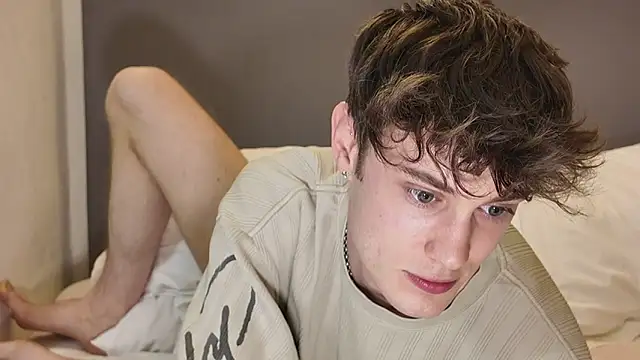 twinkyjd  online show from 04/11/26, 09:18