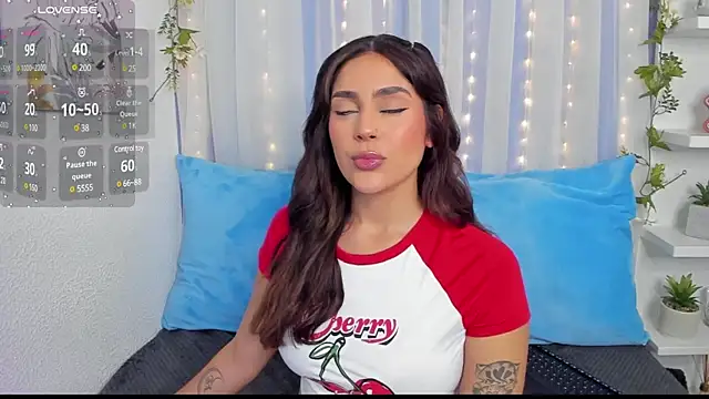 Snapshot of HazzelGray chatting on 02/05/25, 03:52 HazzelGray online show from 02/05/25, 03:52