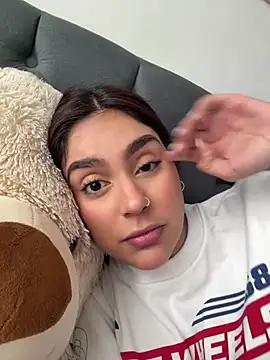 Snapshot of HazzelGray chatting on 02/27/25, 03:26 HazzelGray online show from 02/27/25, 03:26