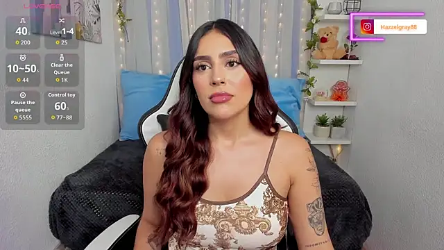 HazzelGray online show from 11/09/25, 02:21