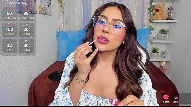 Snapshot of HazzelGray chatting on 02/11/25, 03:40 HazzelGray online show from 02/11/25, 03:40