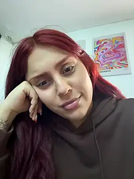 Snapshot of HazzelGray chatting on 12/28/24, 01:39 HazzelGray online show from 12/28/24, 01:39