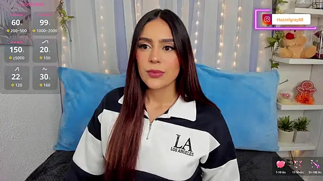 Snapshot of HazzelGray chatting on 11/05/25, 01:14 HazzelGray online show from 11/05/25, 01:14