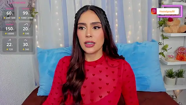 Snapshot of HazzelGray chatting on 10/16/25, 04:26 HazzelGray online show from 10/16/25, 04:26