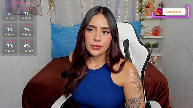Snapshot of HazzelGray chatting on 10/10/25, 04:08 HazzelGray online show from 10/10/25, 04:08