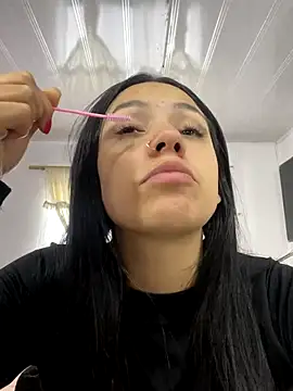 hannahb-e online show from 10/30/25, 08:28