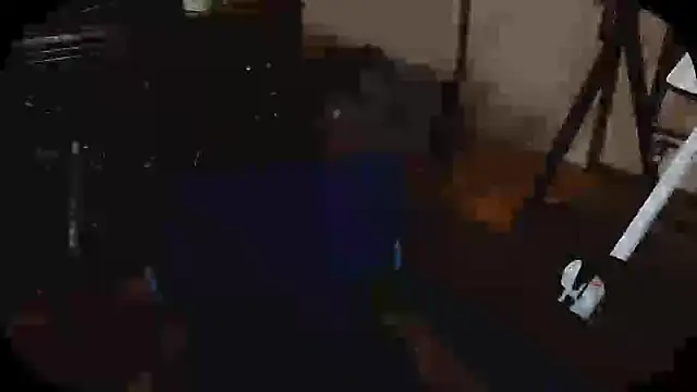 Snapshot of EXOTICLEXXXI chatting on 10/17/25, 04:27 EXOTICLEXXXI online show from 10/17/25, 04:27