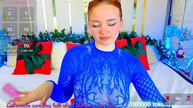 Snapshot of Marina_Mur_ chatting on 12/16/25, 07:01 Marina Mur online show from 12/16/25, 07:01