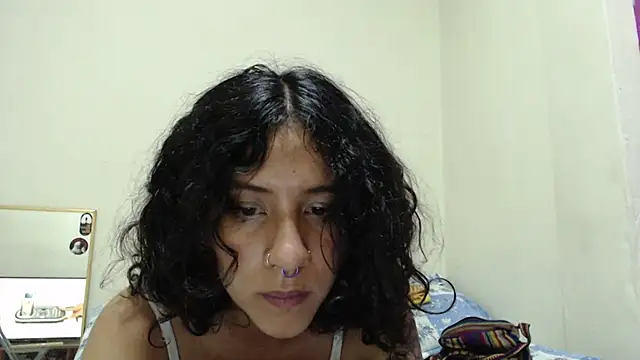 AlinaWoolf  online show from 04/15/26, 07:25